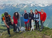 70 Sullo sfondo le Orobie dal Monte Toro al Grabiasca, Diavoli compresi!